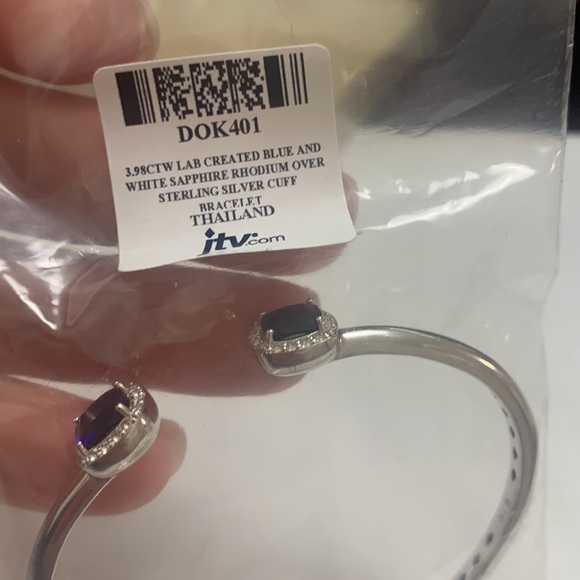 NWT JTV 3.98CTW LAB CREATED BLUE & LAC CREATED WHITE SAPPHIRE CUFF BRACELET - Picture 5 of 5